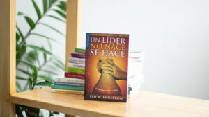 Un líder no nace se hace (Bolsillo)